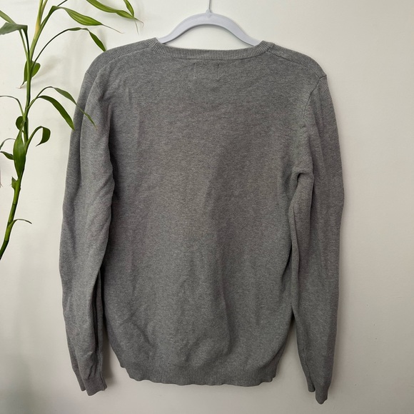 Pull & Bear Medium Gray Knit Crewneck Sweater - Picture 6 of 6